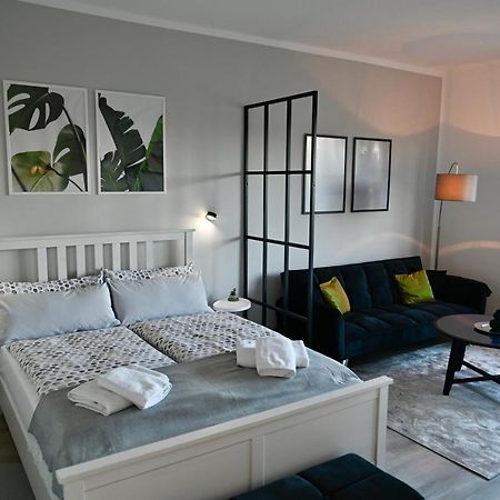 Modernes Apt Mit Direkter Anbindung Zur City Und Messe Hanovra Exterior foto