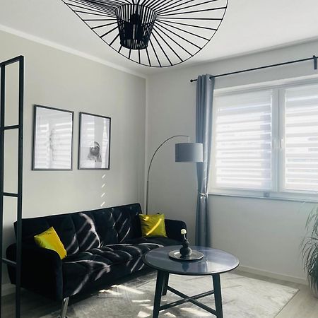 Modernes Apt Mit Direkter Anbindung Zur City Und Messe Hanovra Exterior foto